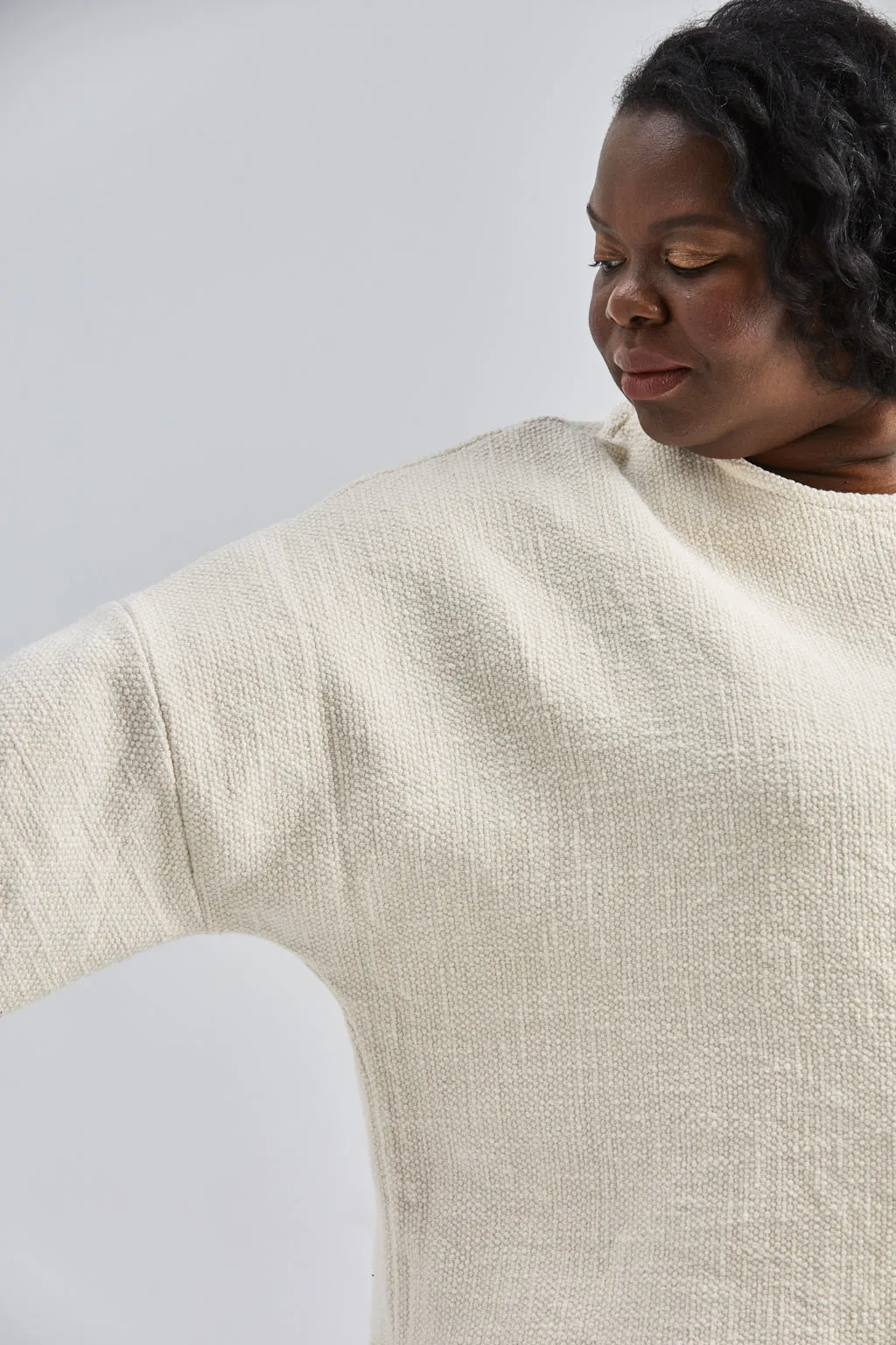 THE HEAVY WEIGHT T SWEATER